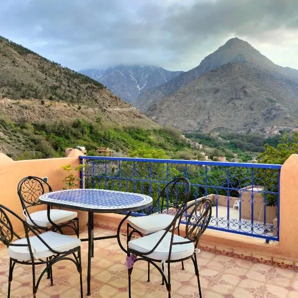 Riad otos views, hotell i Imlil