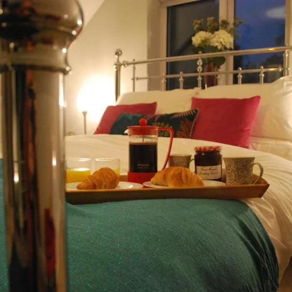 Stylish-Stays Covert Cottage, Fleet Stylish Cottage, Parking, Patio, Dog Friendly, EV、フリートのホテル