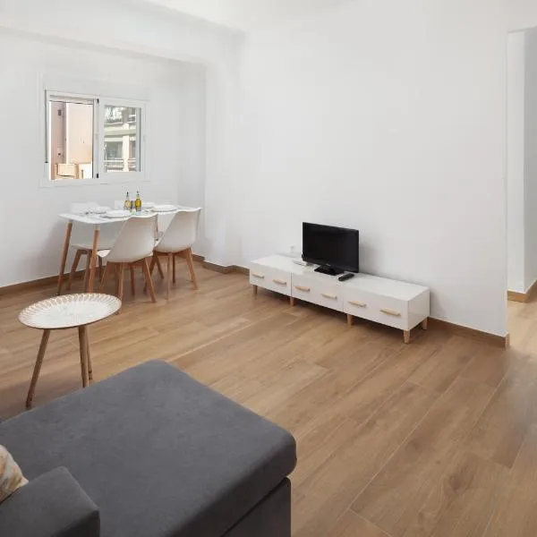 Apartamento Nuria Torre del Mar, hotel di Torre del Mar