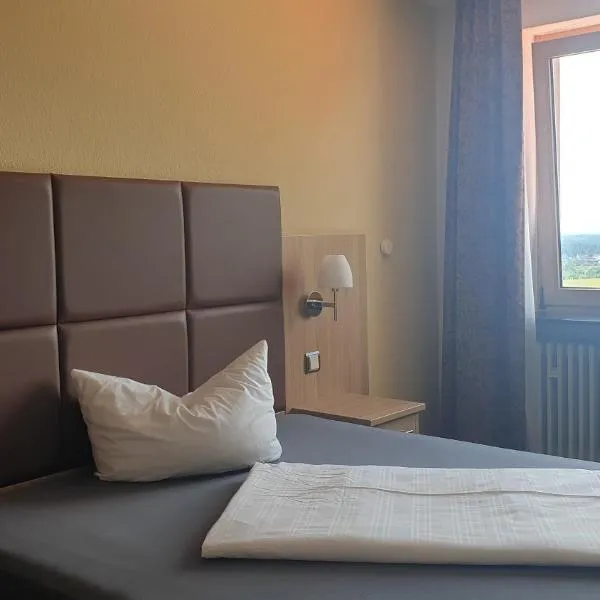 Restaurant und Hotel Alter Brunnen, hotel v destinaci Marloffstein