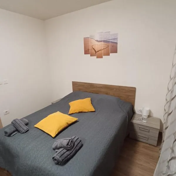 Apartma DORO – hotel w mieście Pobegi