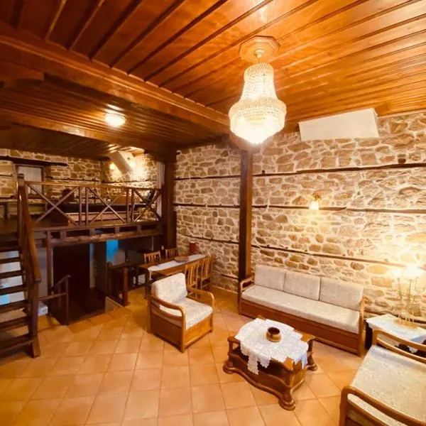 Arnaia B&B central, hotel v destinácii Arnaía