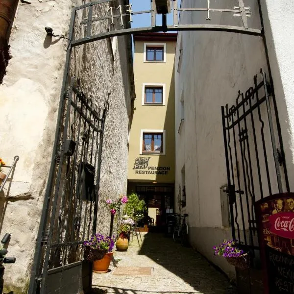 Penzion Černej pták, hotel in Jindřichův Hradec