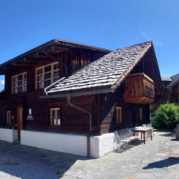 Alm Chalet Grosseck, hotel in Mariapfarr