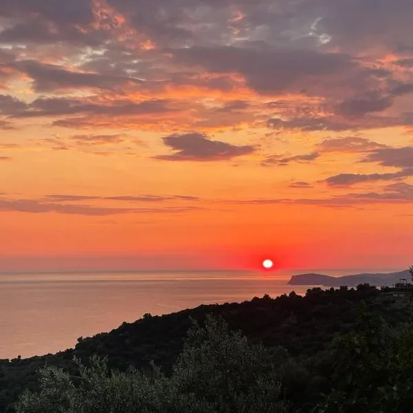 Amazing View Apartments at Kroi i Gjine, Piqeras, hotel in Piqeras