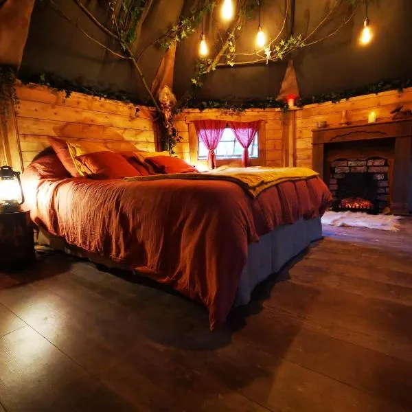 La cabane du Nuton Ardennais, hotel en Tournes