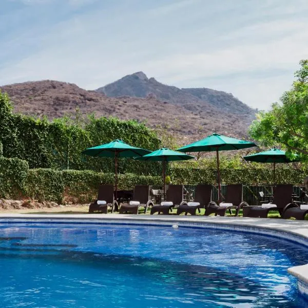 Memora Hotel & Villas Chapala、チャパラのホテル