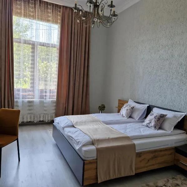 Viesnīca ORI Vintage Beauty Apart Malul Muresului pilsētā Arada