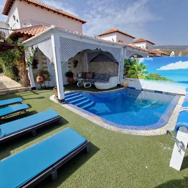 Villa Habibi Luxury 5B, hotel in Chayofa