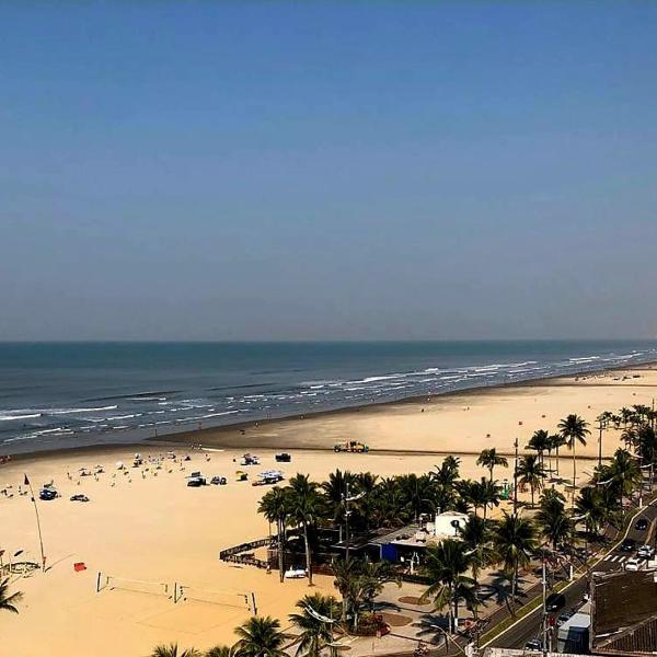 Apto com Linda Vista para o Mar