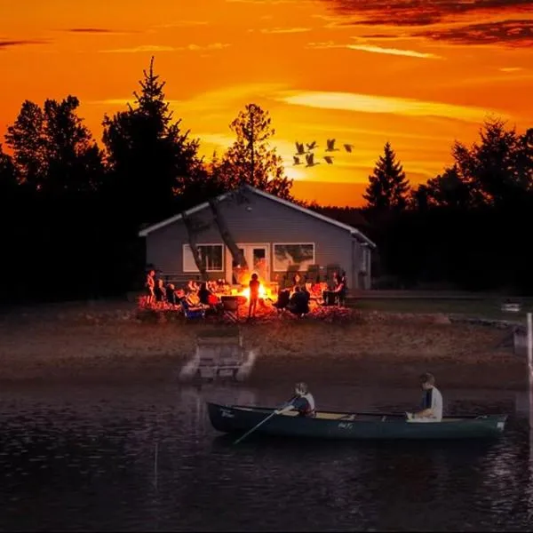 Cozy Home Lake Huron II, hotel in Au Gres