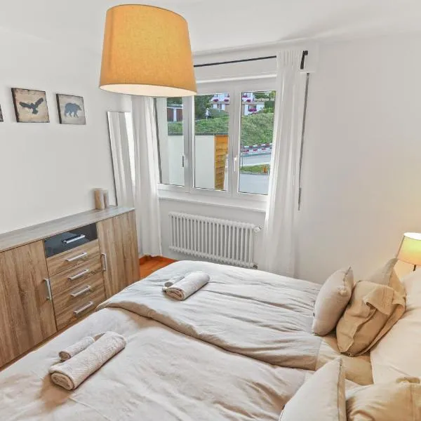 Magnifique appartement à côté des remontées mécaniques, hôtel à Crans-Montana