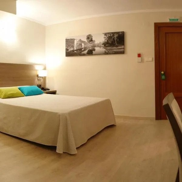 Hotel Avenida Plaza, hotel Alzirában