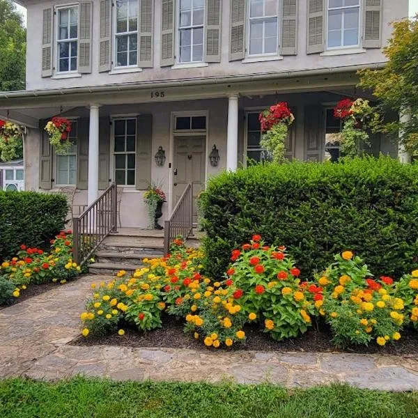 Pinetown Bridge Bnb LLC, hotel v destinaci Hunsecker