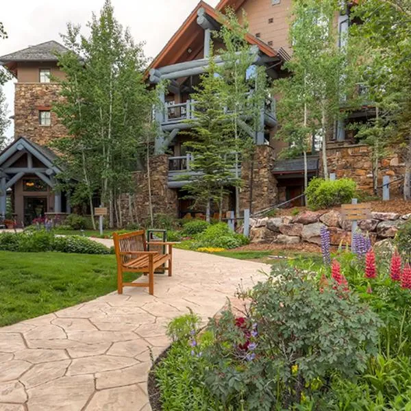 Bachelor Gulch Village by Vail Resorts, hotel v mestu Avon