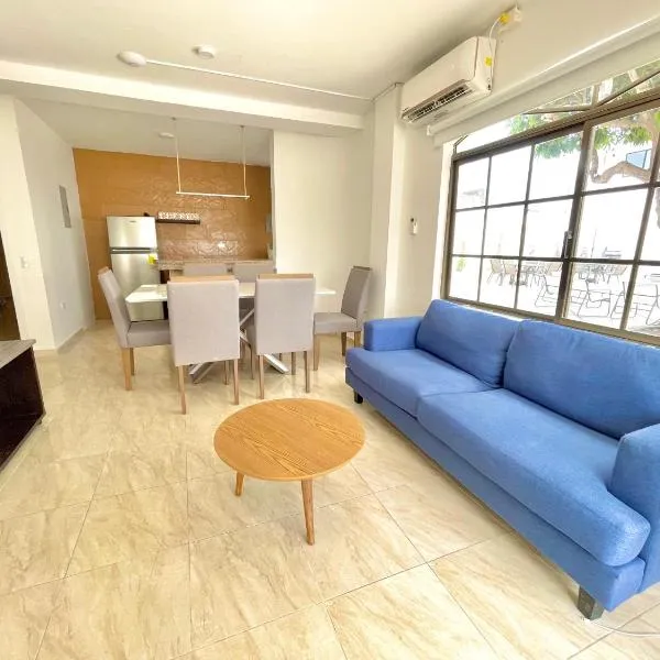 Beautiful 2 bedroom, pool, beach, hotel in Manta