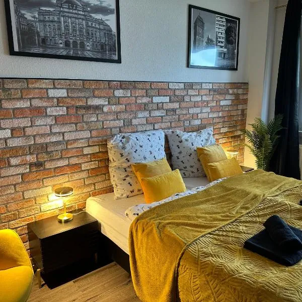 Moderne Ferienwohnung 5min vom Wasserschloss - Free WIFI & Netflix, khách sạn ở Neukirchen