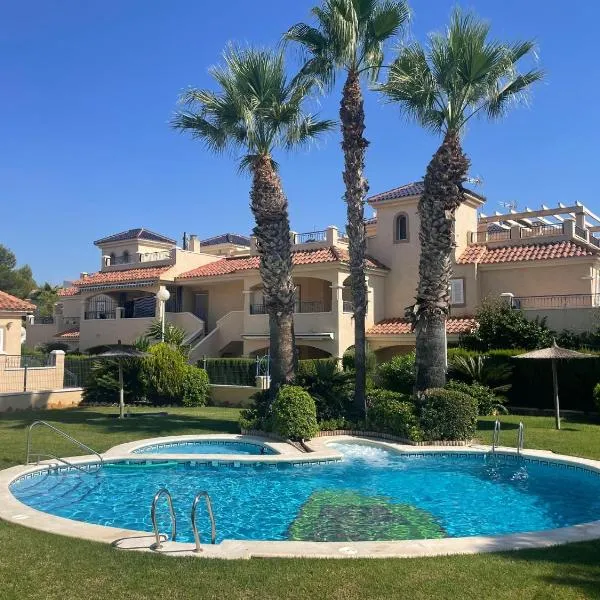 Apartment / Penthouse Mil Palmeras, hotel in Pilar de la Horadada