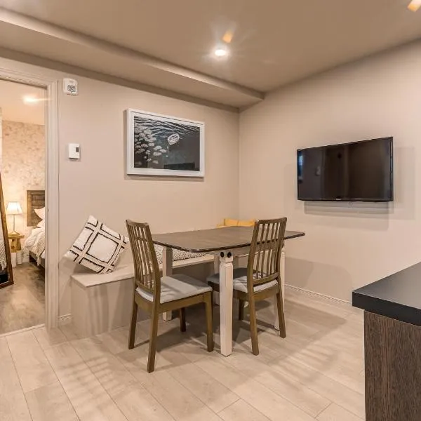 North House - Two bedroom Escape in the Heart of Old Quebec, hotel v destinaci Quebec