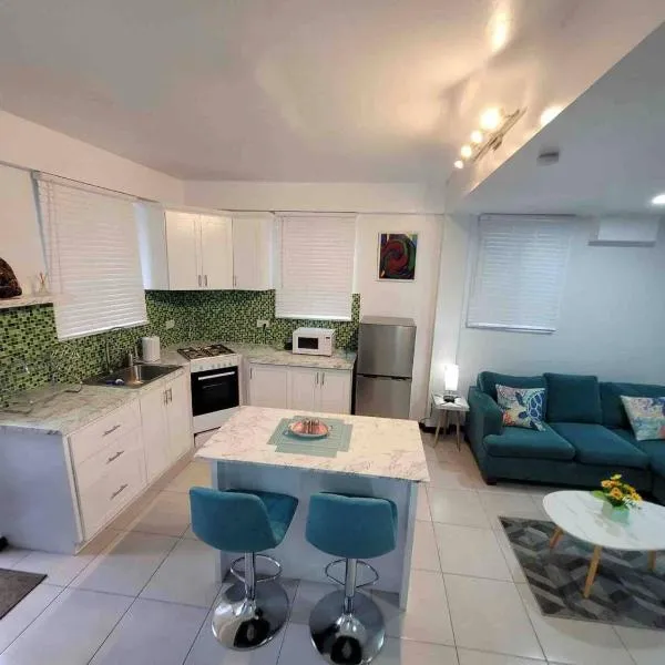 Chalet Belizomi Tropical Villas Studio Villa #3, hotel v destinaci Gros Islet