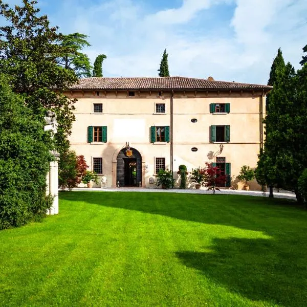 Villa Carrara Salvadori, hotel v destinaci Grezzana