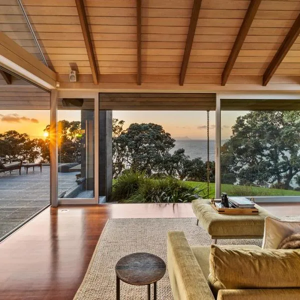 The Glasshouse, hotel v destinaci Whangarei Heads