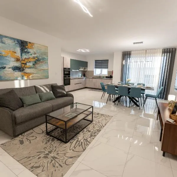 Home away from Home, Hotel in Mellieħa