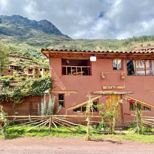 Wallpari Sonqo Hospedaje Medicina temazcal, hotel v destinaci Pisac