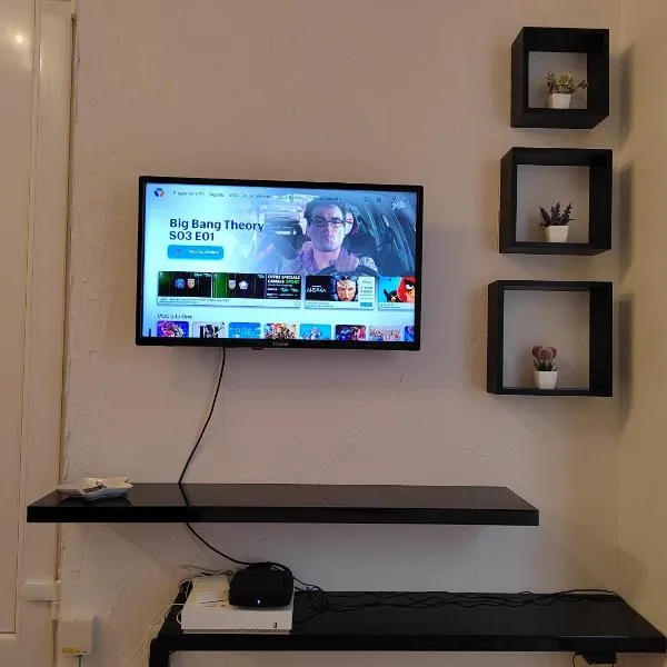 Studio plein centre，位于欧什的酒店