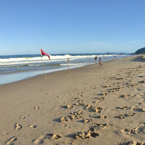 Casa perto do mar e do BetoCarreroWorld