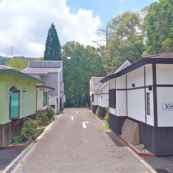 ホテル亀岡, hotel in Minamijō