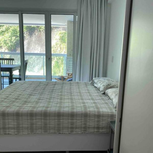 Apartamento amplo e acesso à praia - Foto 2