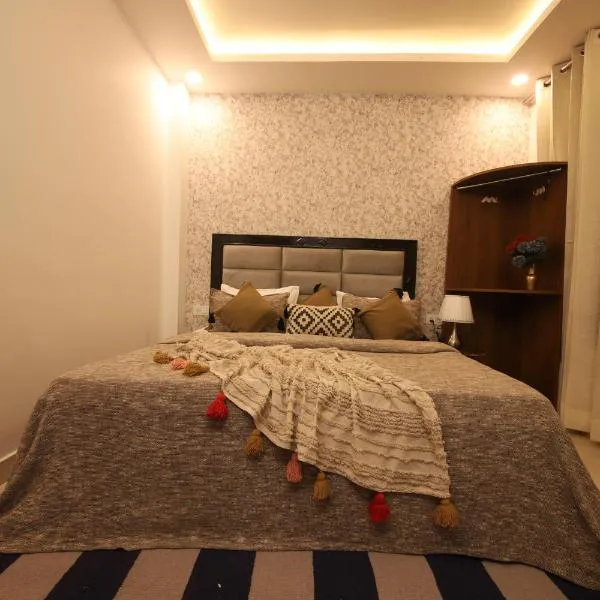 Perfectstayz Homes Mussoorie 120 meters uphill, hotel v destinaci Mussoorie