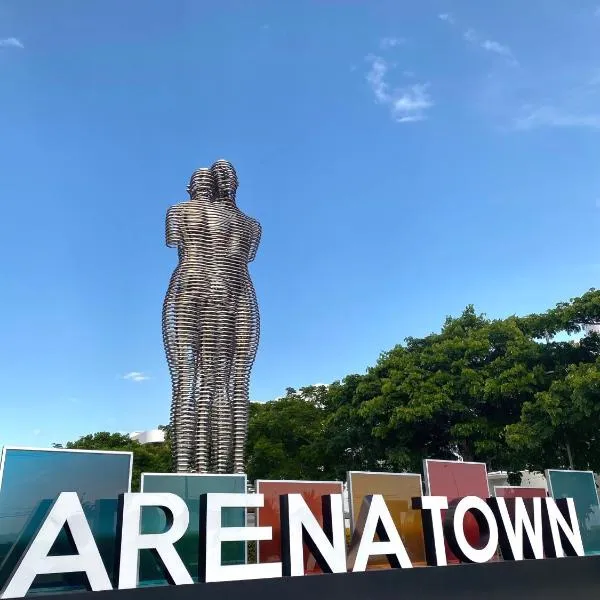 Arena Cam Ranh beach near the Airport, hotel din Cam Ranh