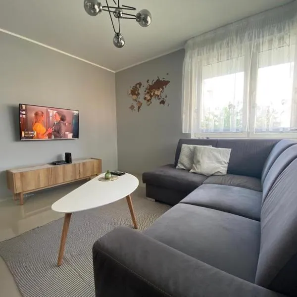 Rose Apartament, hotel in Brwinów