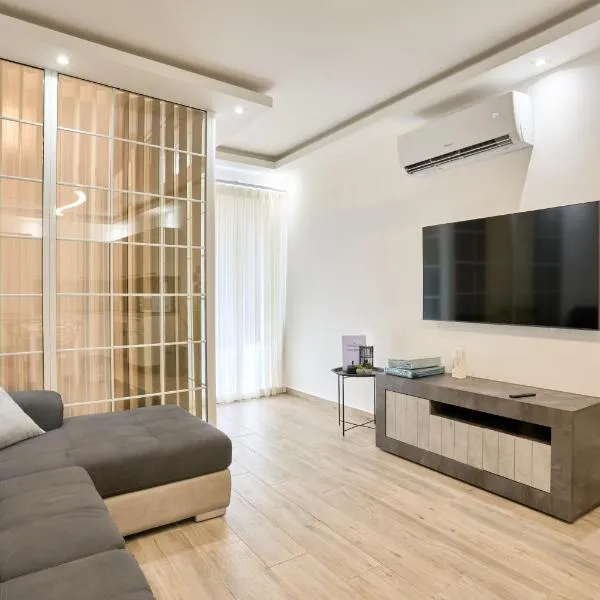 Gzira Highly Finished Apartment, khách sạn ở Il-Gżira