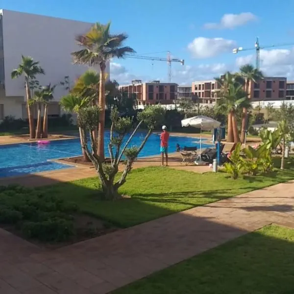 Sidi Rahal Blue Beach Appartement Pieds Dans L'eau, Hotel in Sidi Rahal