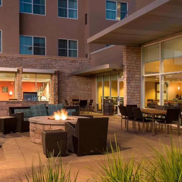 Residence Inn by Marriott Austin - University Area، فندق في Abercrombie