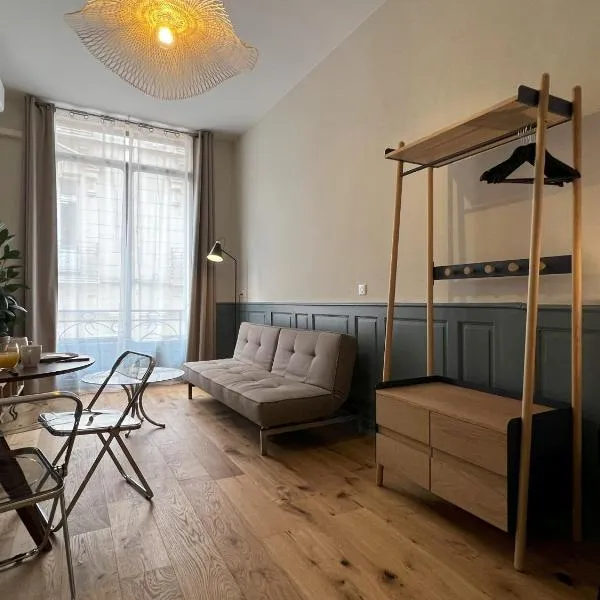 Cours République, hotel a Narbonne