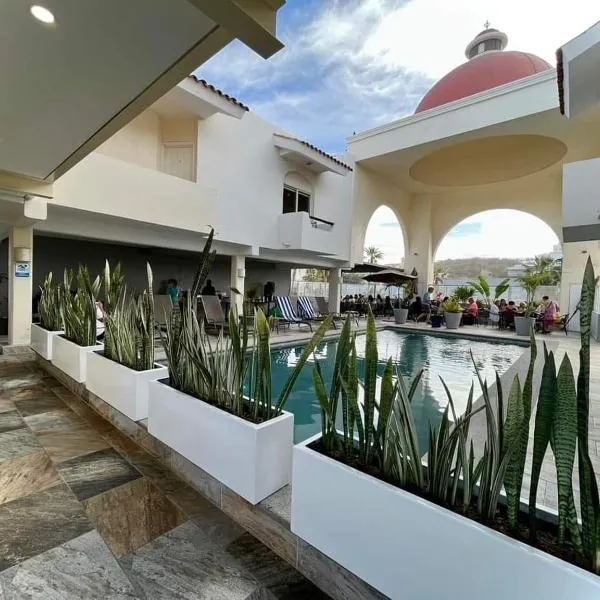 Suites Las Palmas, hotel in Guayabo