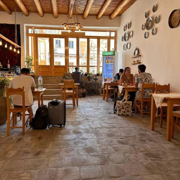Sarrafon Guest House, hotel v destinaci Buchara