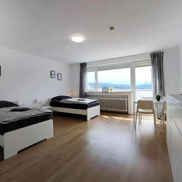 ERB01 - 2-Zimmer-Apartment mit Balkon in Bad König, hotel v mestu Bad König
