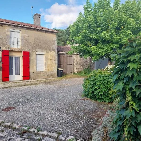 Gite chez Lea, hotel en Saint-Christoly-Médoc