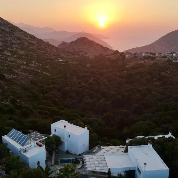 Mourtzanakis Residence - Traditional Eco Hotel in Achlada, hotel v destinaci Achlada