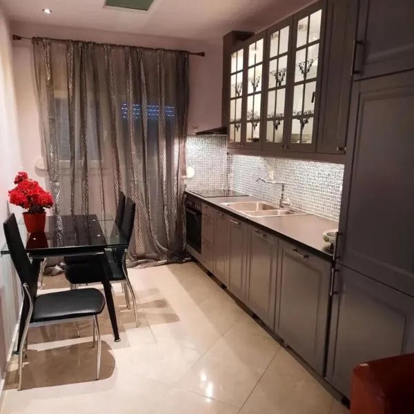 Vito Apartment's, hotel in Nea Iraklia
