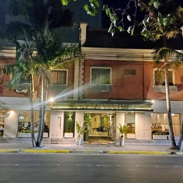 Hotel Hernandarias, hotel en Santa Fe