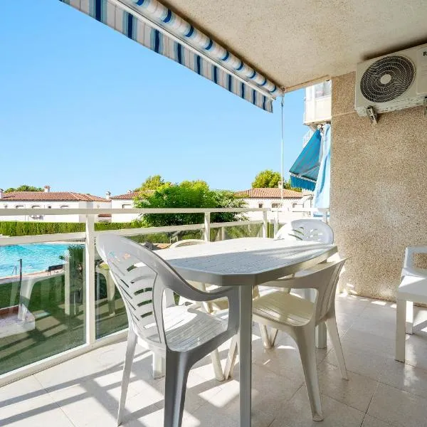 Residencial Los Pelicanos、ロスピタレート・デ・リンファントのホテル