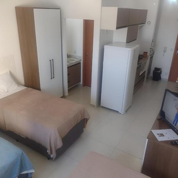 Apto com Garagem e Wi-Fi a 4 minutos da Canção Nova - Foto 2