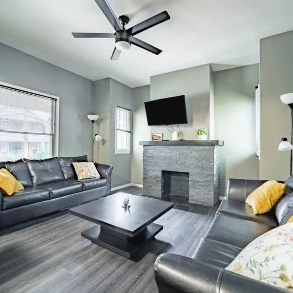 Walkable Gem in Little Italy, hotel in Cleveland