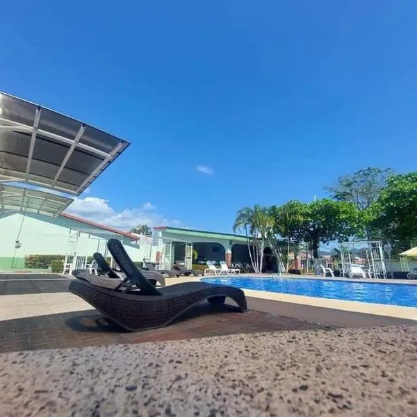 Casa Yorba, hotel v destinaci Jacó